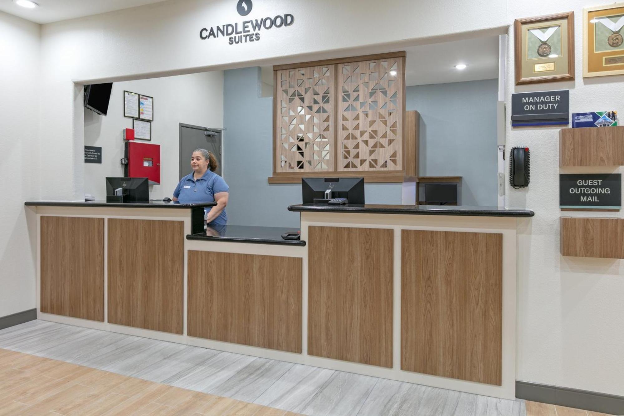 Candlewood Suites Lake Jackson By Ihg Exteriör bild