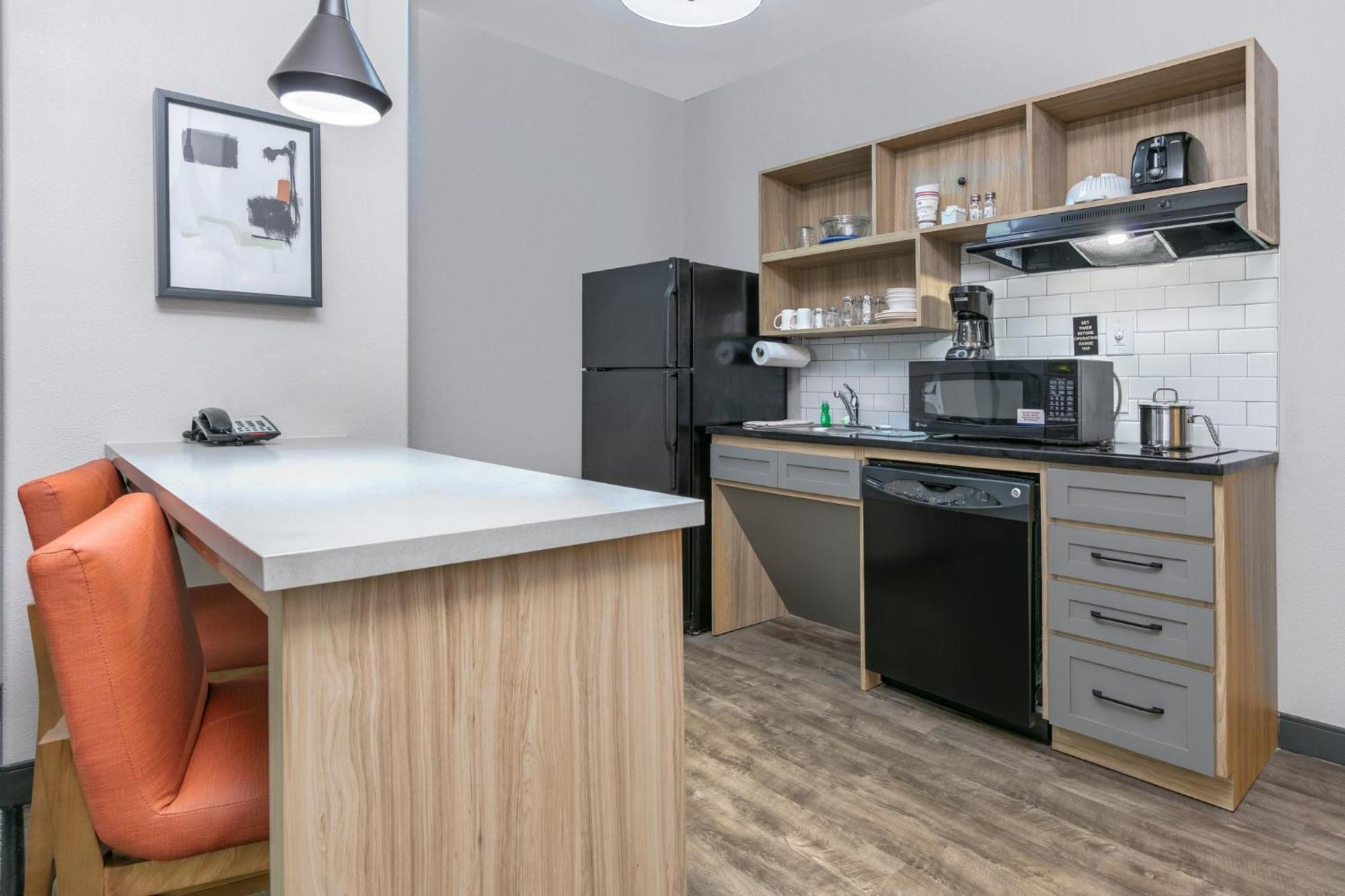 Candlewood Suites Lake Jackson By Ihg Exteriör bild