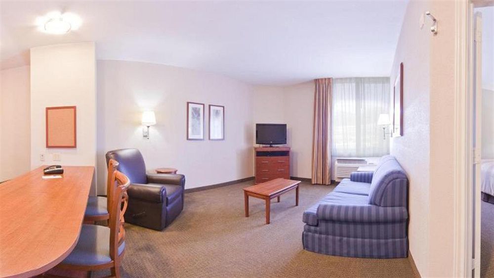 Candlewood Suites Lake Jackson By Ihg Exteriör bild